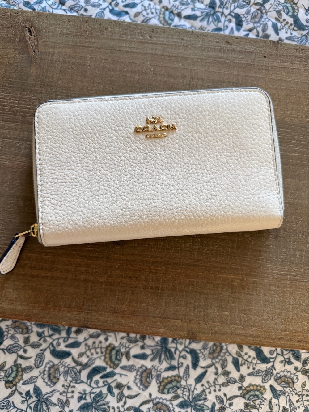 Coach Pebbled Leather Zip Wallet in Cream with Gold Logo